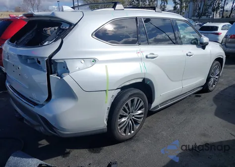 2022 Toyota Highlander Platinum z USA, uszkodzony, nr VIN 5TDFZRAHXNS095678